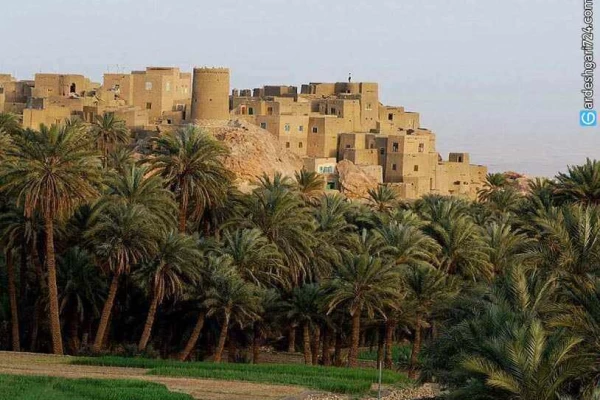 اقامتگاه بومگردی نایبند