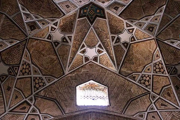 بازار قدیم قم، صاحب بزرگ ترین سقف ضربی در کشور