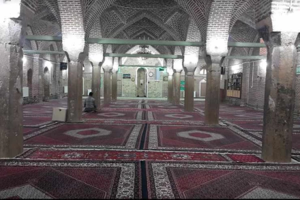 مسجد جامع سرخ مهاباد