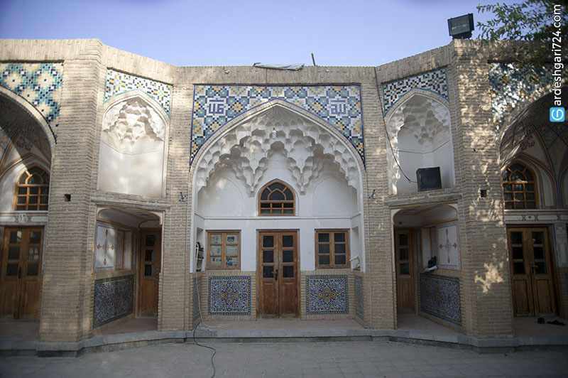 مدرسه جهانگیرخان، نماد تمدن ایران زمین