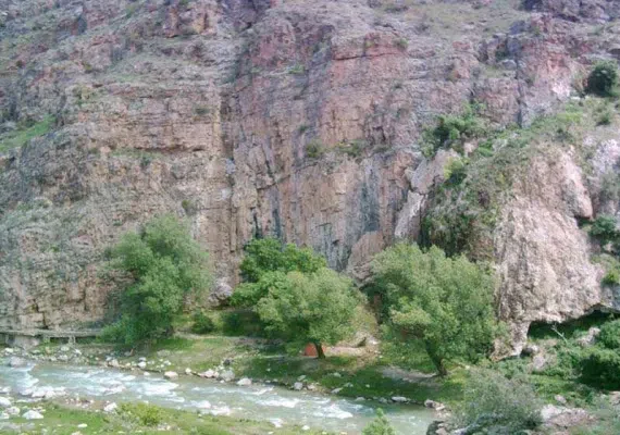 آبشار قلعه جوق