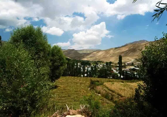 اقامتگاه بومگردی لزور یکی از دنج ترین اقامتگاه های ایران