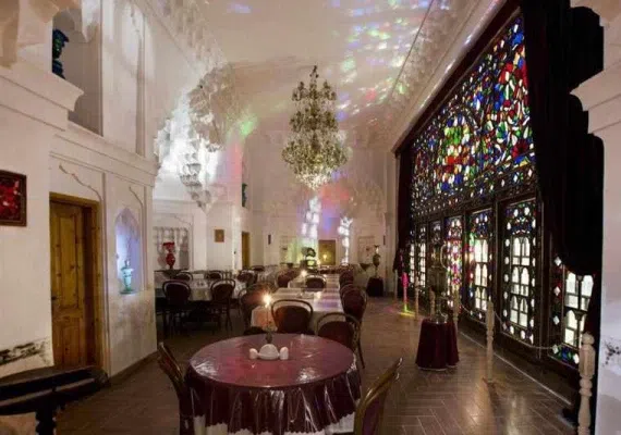 خانه تاریخی صادقی