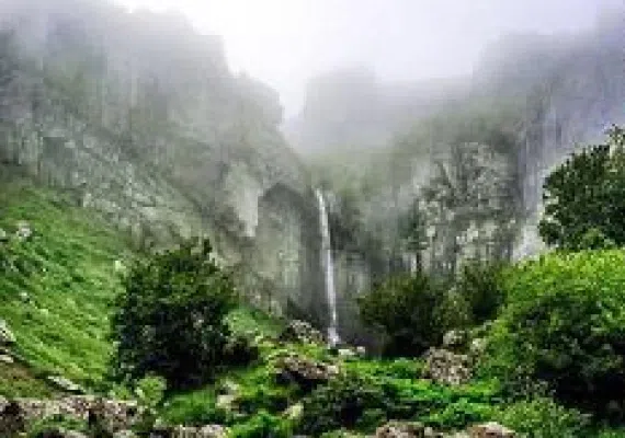 آبشار شیروان دره