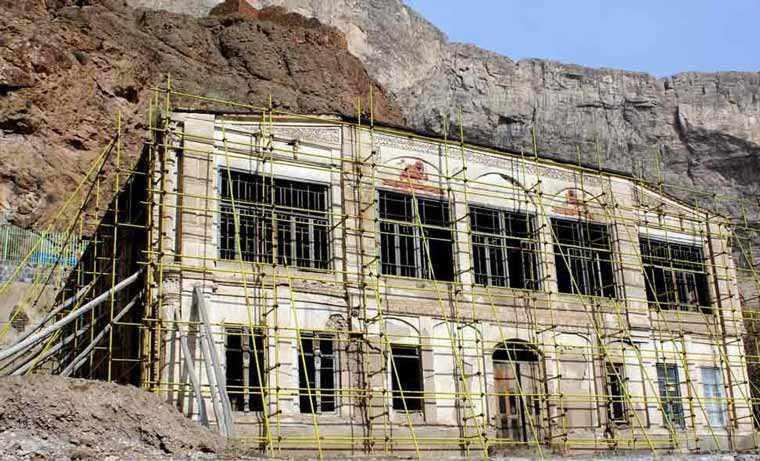 عمارت کلاه فرنگی ماکو