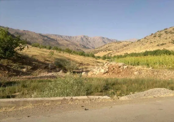 تفرجگاه تخت شاه