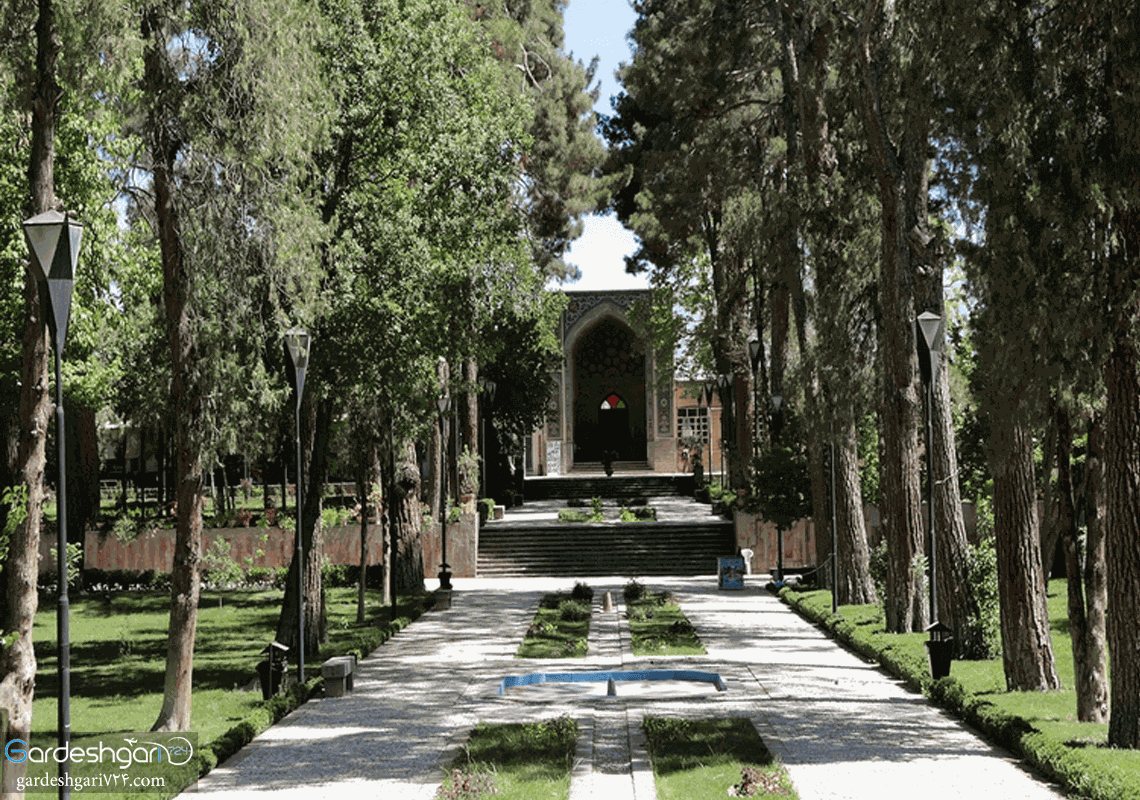 آرامگاه خیام نیشابوری