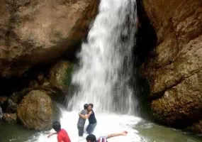 تنگه واشی منطقه ای ییلاقی و خوش آب و هوا